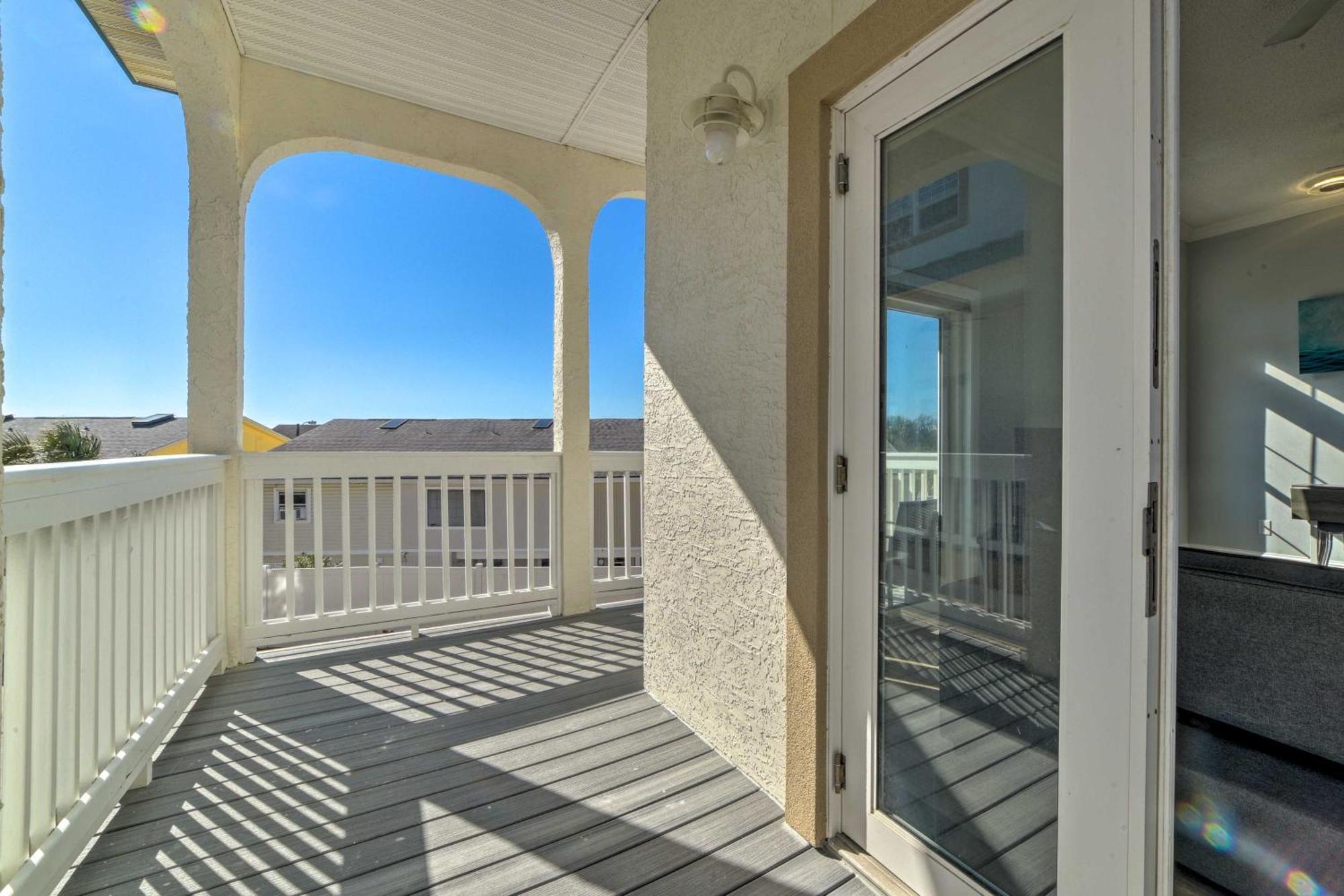 Sunny Pcb Home With Balcony Steps To The Beach! Панама-Сити Экстерьер фото